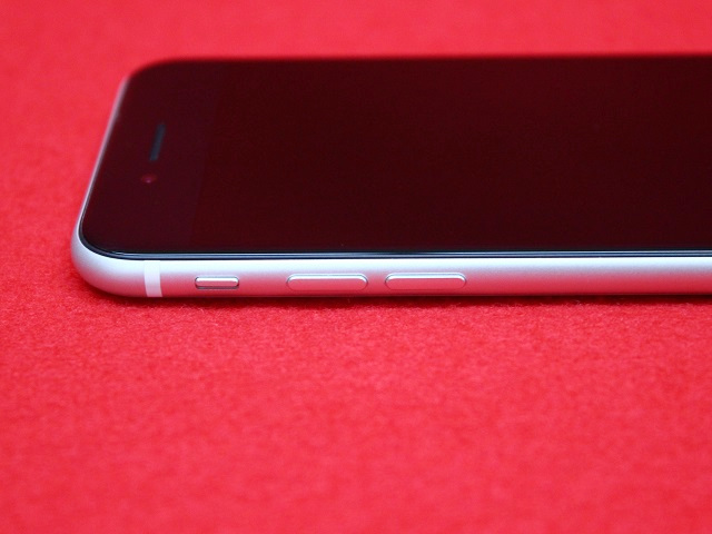 iPhone SE (第2世代) 64GB ホワイト｜テルワールド（中古美品ビジネス 